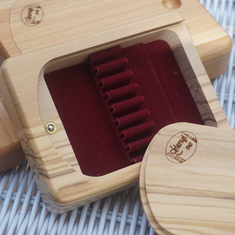  Chiarugi wooden oboe reed case, holds 8 oboe reeds